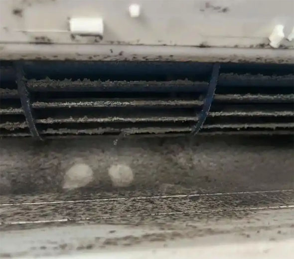 榆次空调吹的风有股烧焦味是怎么回事